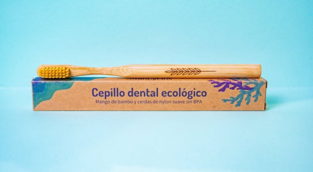 Cepillo Dental de Bambú